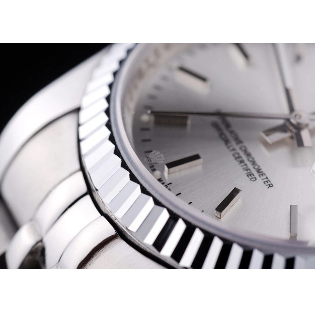 AAA replica watch Rolex Dial Silver Ribbed Bezel 7457 Datejust 1026